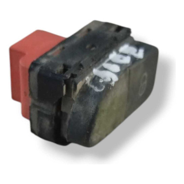 Botão Trava Destrava Porta Dianteira Esquerda Voyage 2013