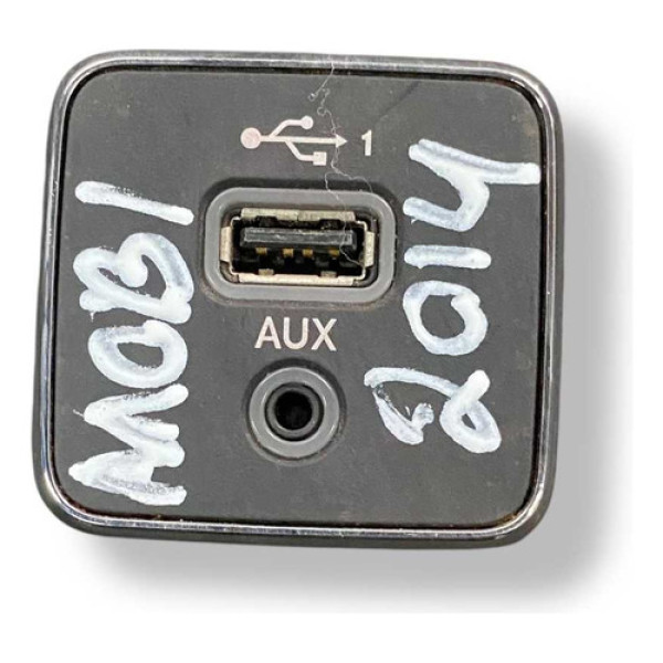 Entrada Usb Auxiliar Fiat Mobi Strada 1.0 2024 7cg96dx9aa