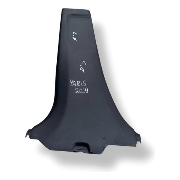 Acabamento Coluna Central Esquerda Yaris 2019 624140d45