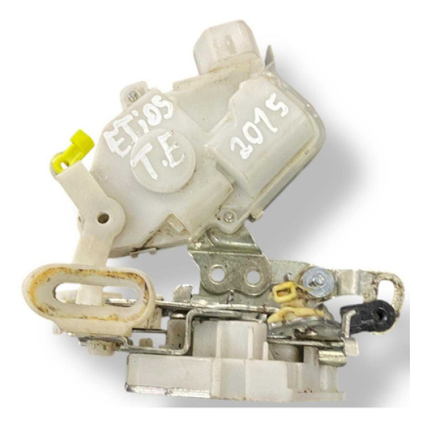 Fechadura Traseira Esquerda Toyota Etios 2015 2016 2020 2021