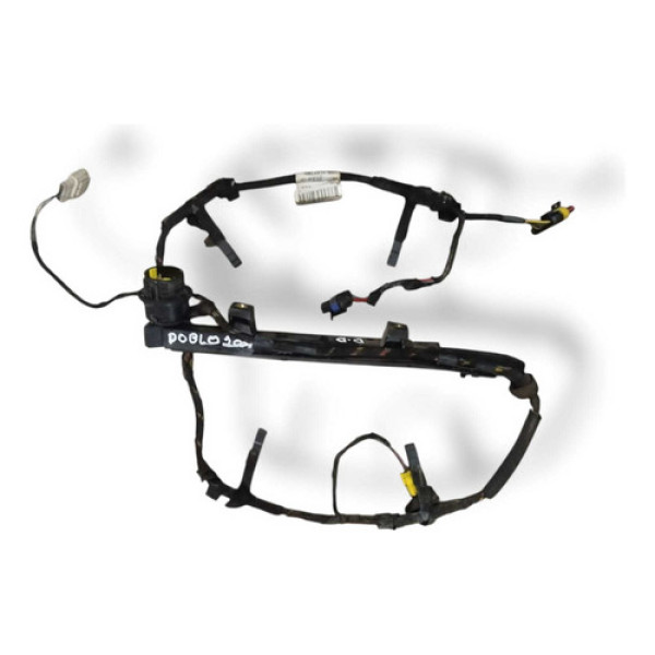 Chicote Vidro Dianteiro Direito Fiat Doblo 2004  46810616