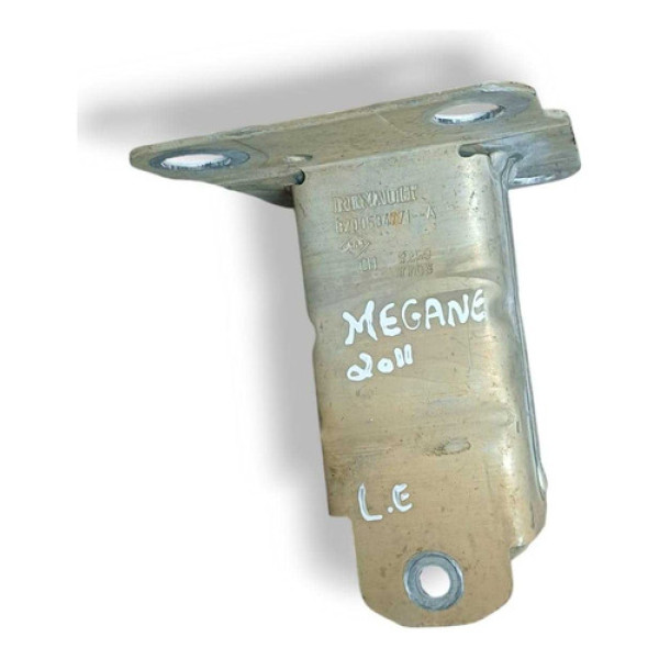 Suporte Alma Parachoque Lado Esquerdo Megane 2010 8200534771