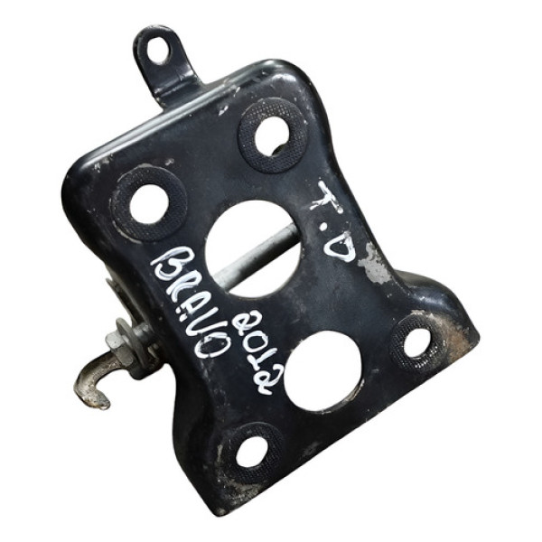 Suporte Eixo Traseiro Direito  Fiat Bravo 2012 2013 2014