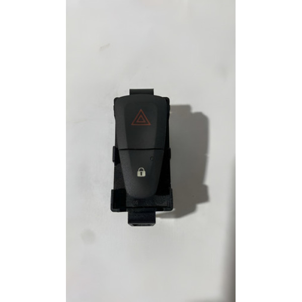 Botão Pisca Alerta Com Trava Renault Logan Dyna 1.6 2015 Água