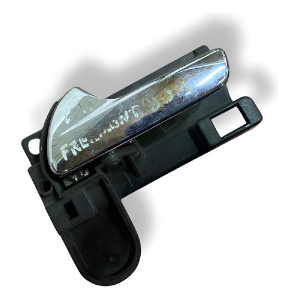 Maçaneta Interna Traseira Esquerda Freemont  2012 937071 Dianteira/traseira