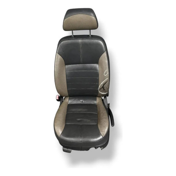 Banco Dianteiro Esquerdo Motorista Vw Golf 2001 Com Detalhe Prateado