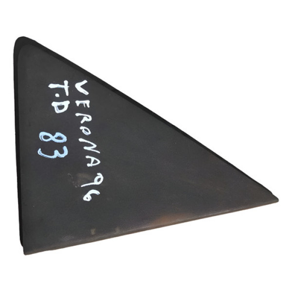 Acabamento Externo Traseira Direita Verona 1996 548853920 Preto Direito Traseira