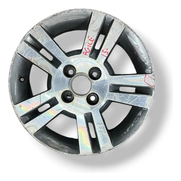 Roda Liga Leve Aro 15 Chevrolet Agile 2013 52015607 Detalhe Prateado