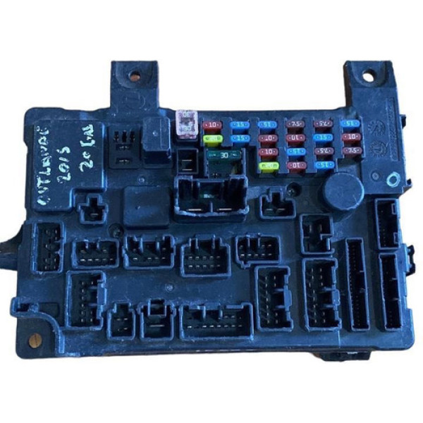Caixa Fusível Outlander 2.0 A Gás 8637a890