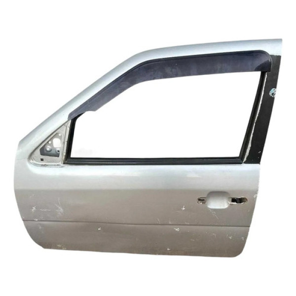 Porta Dianteira Esquerda Volkswagen Gol G4 2006/2008 Detalhe Dianteira Esquerda Prateado