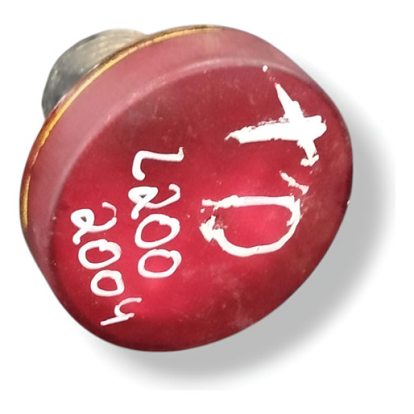 Lanterna Traseira Direita Mitsubishi L200 2003 2004 2005 Direito/passageiro Vermelho