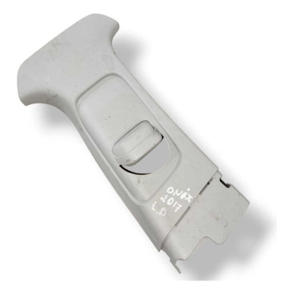 Moldura Central Coluna Lateral Direita Gm Onix 2017 52051912