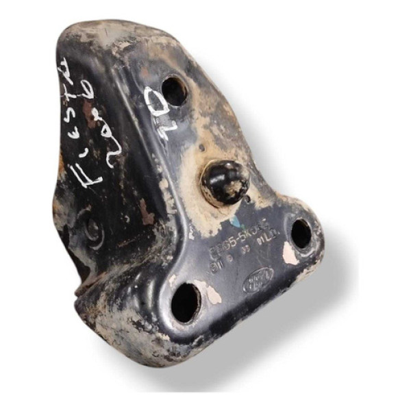 Suporte Eixo Suspensão Direito Fiesta Sedan 2005 2s655k965