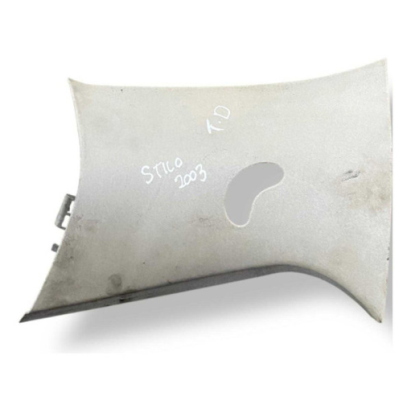 Acabamento Coluna Traseira Direita Fiat Stilo 2003 2004 2005