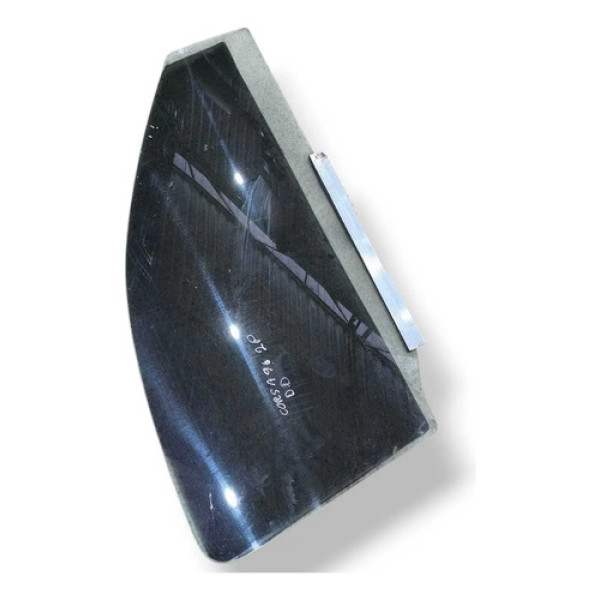 Vidro Porta Dianteira Direita Chevrolet Corsa 1998 2 Portas