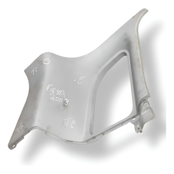 Acabamento Coluna Traseira Esquerda Fiesta 2003 2s65a31011