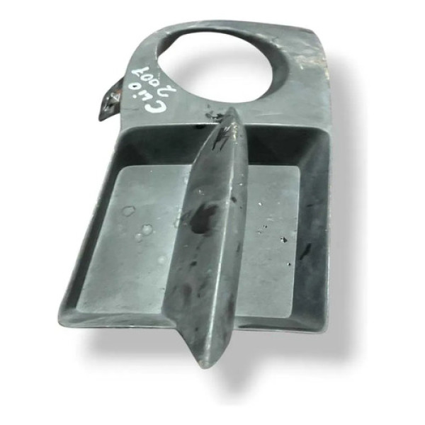Moldura Farol Milha Dianteiro Direito Renault Clio 820044599