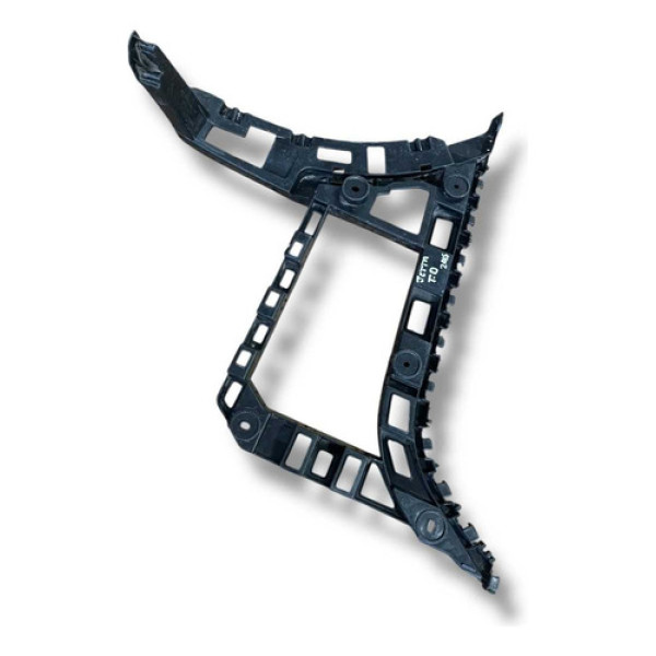 Guia  Parachoque Traseiro Direito Vw Jetta 2015 5c6807394