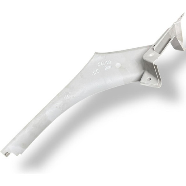 Acabamento Lateral Traseiro Direito Celta 2011 93397076