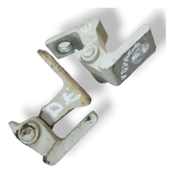 Dobradiça Porta Dianteira Esquerda Vw Voyage 2013 A 2016