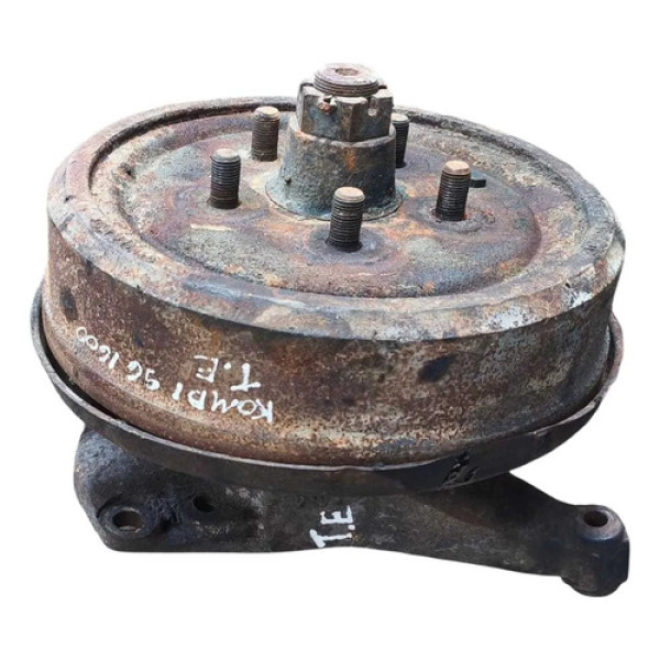 Cubo Roda Traseira Esquerda Volkswagen Kombi 1600 1990/1996