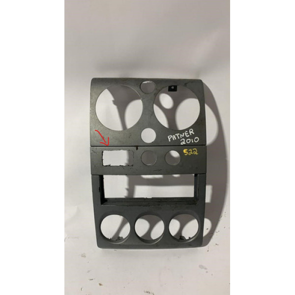 Moldura Central Peugeot Partner 2010 C/detalhe 9653812077