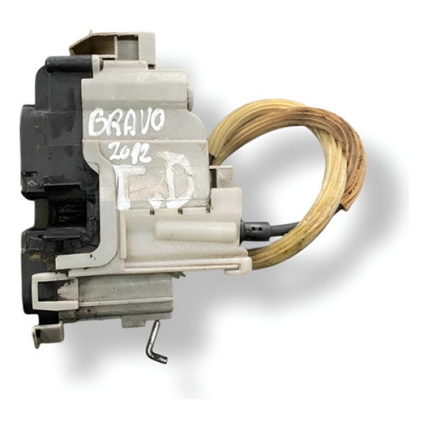Fechadura Porta Traseira Direita Fiat Bravo 2011 2012 2013