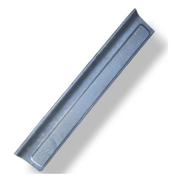 Soleira Porta Traseira Chevrolet S10 2010 2011 93225180 Prateado