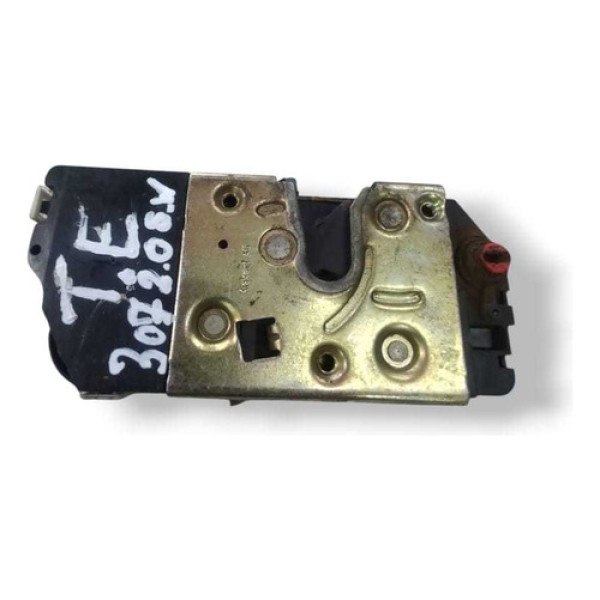 Fechadura Porta Traseira Esquerda Peugeot 307 Sw 2.0 2007