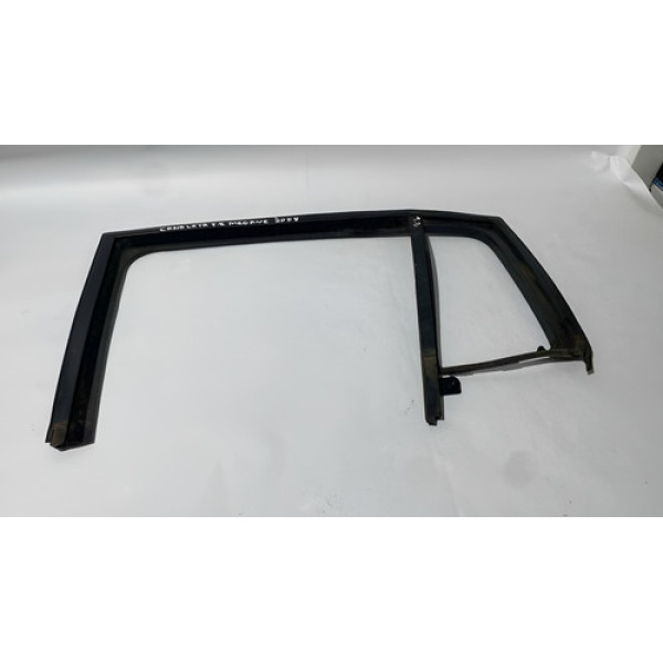 Borracha Caneleta Traseira Esquerda Renault Megane Gt Dyn 08 Água