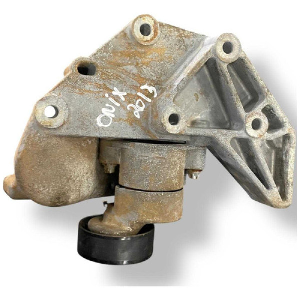 Suporte Compressor Ar Condicionado Chevrolet Onix 24579484