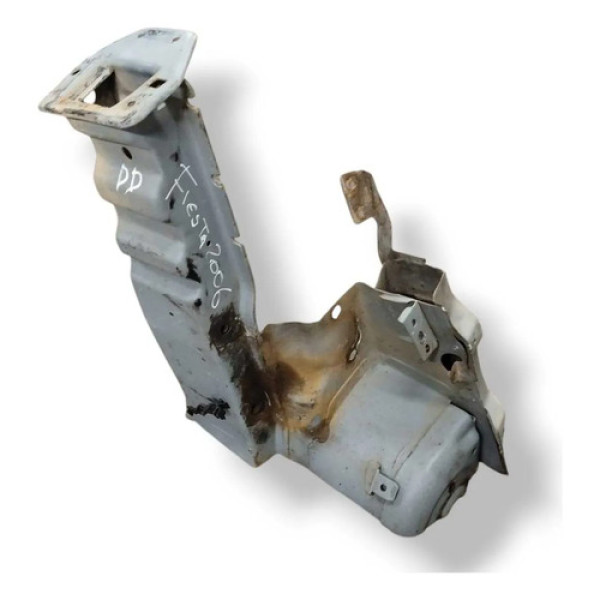 Ponta Longarina Lado Direito Ford Fiesta Sedan 2005 Detalhe Dourado