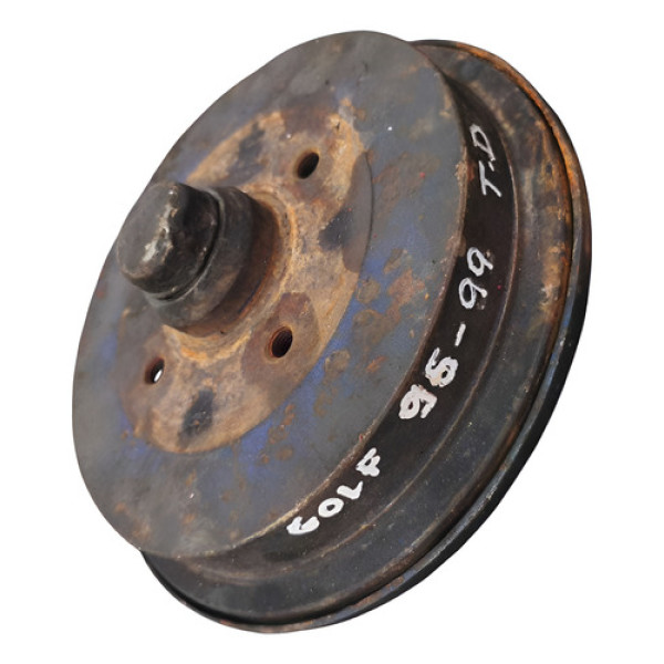 Cubo De Roda Traseiro Direito Volkswagen Golf 1996 A 1999