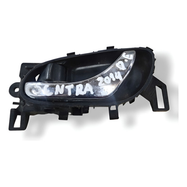 Maçaneta Interna Dianteira Esquerda Nissan Sentra 2014 2015 Prateado Dianteira