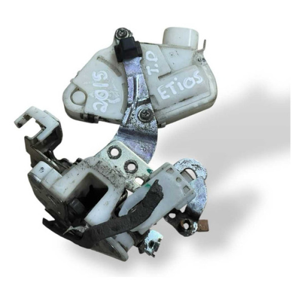 Fechadura Porta Traseira Direita Toyota Etios 2014/2015/2016