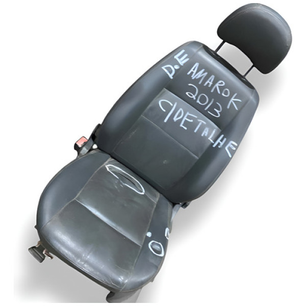 Banco Dianteiro Esquerdo Com Detalhe Volkswagen Amarok 2013 Cinza