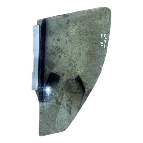 Vidro Lateral Dianteiro Direito Chevrolet Corsa 1.0 1999/06