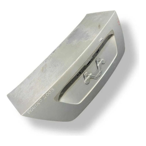 Tampa Traseira Porta Malas Ford Mondeo 1999 2000 2001 A 2003 Branco