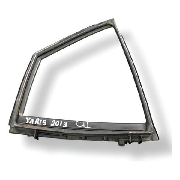 Borracha Vidro Fixo Traseiro Direito Yaris 2019 681880d280 Preto