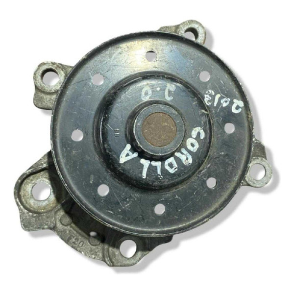 Bomba D\'água Motor Toyota Corolla 2.0 - 2013 2014 2015 2016