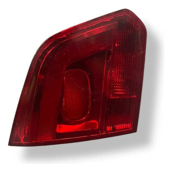 Laterna Tampa Traseira Esquerda Spacefox 2015 2016 2018 Esquerdo/motorista Vermelho