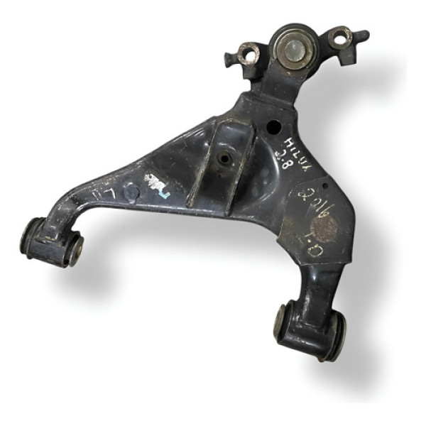 Bandeja Balança Dianteira Direita Toyota Hilux 2.8 2016