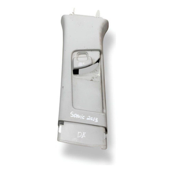 Acabamento Coluna Central Esquerdo Sonic 2013 95911408