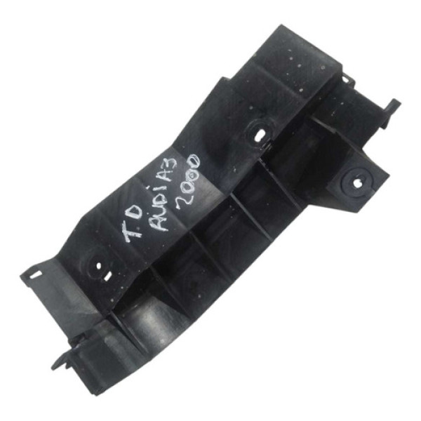 Guia Parachoque Lanterna Tras Direita Audi A3 1997 8l0807378