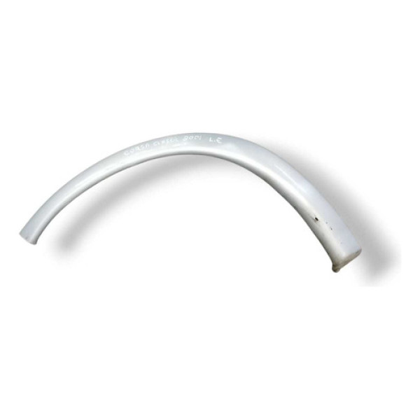 Acabamento Para Lama Esquerdo Chevrolet Corsa Classic 2001 Prateado