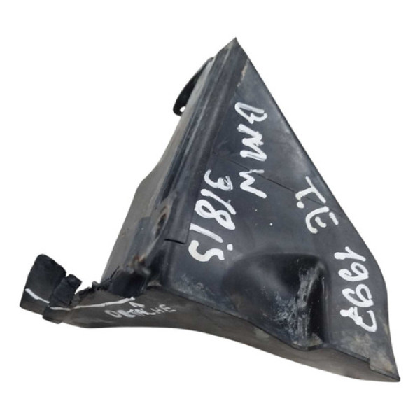 Moldura Porta Malas Esq Bmw 318i S 1997 51718130071 Detalhe