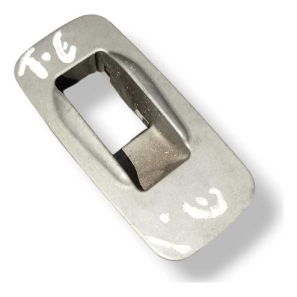 Moldura Botão Vidro Tras Esquerdo Tiggo 2 2010 T113746050