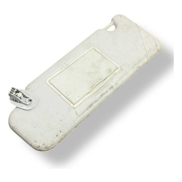 Quebra Sol Esquerdo Renault Sandero 2014 A 2016 - 8200607896