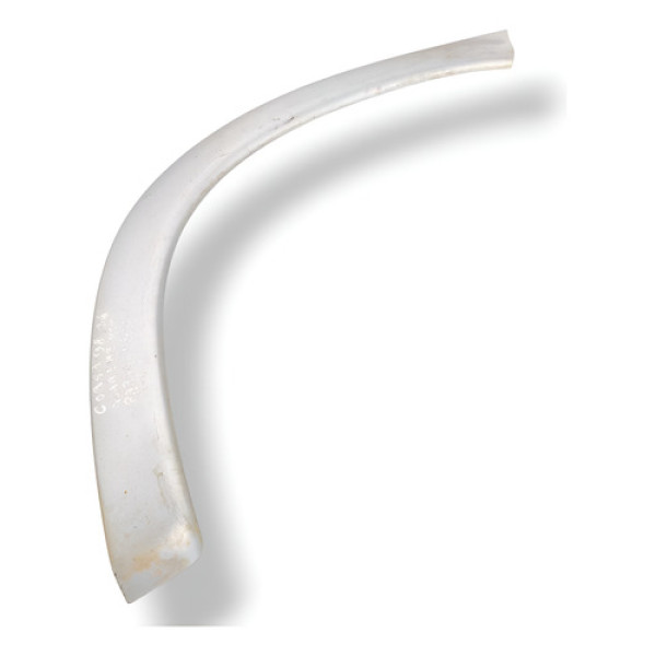 Acabamento Paralama Traseira Esquerdo Gm Corsa 1.6 1998