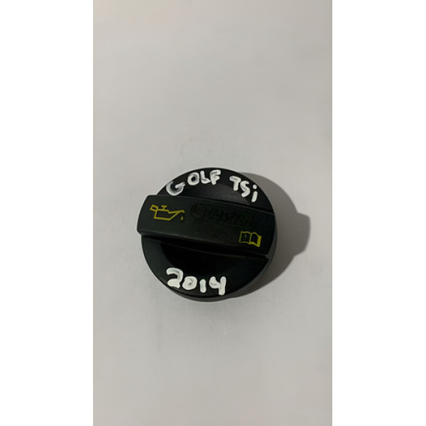 Tampa Óleo Motor Volkswagen Golf Tsi 2014 / 2015 /2015  Preto